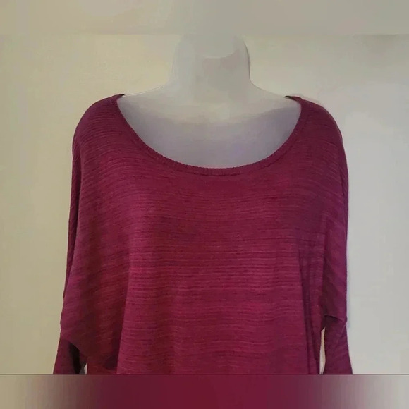 Express Womens Pullover Top Dolman Sleeve Open Knit Sz. Sm dark fuchsia w stripe - Picture 2 of 9